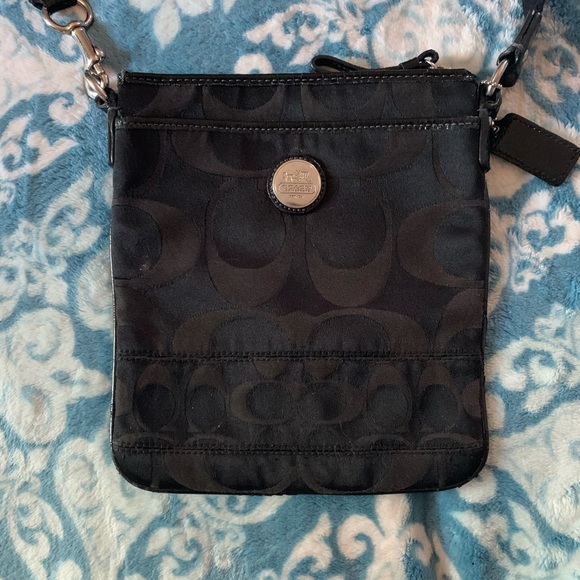 Coach Handbags - Black Authentic Coach Crossbody purse